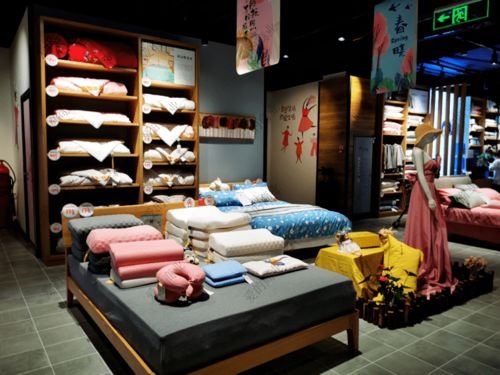 胖東來 精于陳列，贏在細節——食品百貨與日用品銷售之道