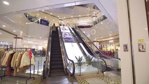 從南京商廈對(duì)話，探尋實(shí)體百貨與二手日用的融合新機(jī)